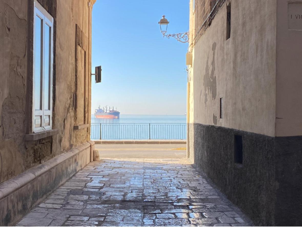 Appartamento Via Nitti Taranto Esterno foto